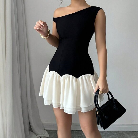 Black Casual Women's Woven Splicing Design Sleeveless Asymmetric Mini Dress - Picture 5 of 6